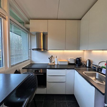 Privat One Bedroom Apartment With Free Parking Odense Luaran gambar