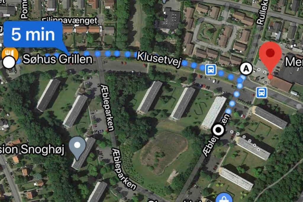 Privat One Bedroom Apartment With Free Parking Odense Luaran gambar